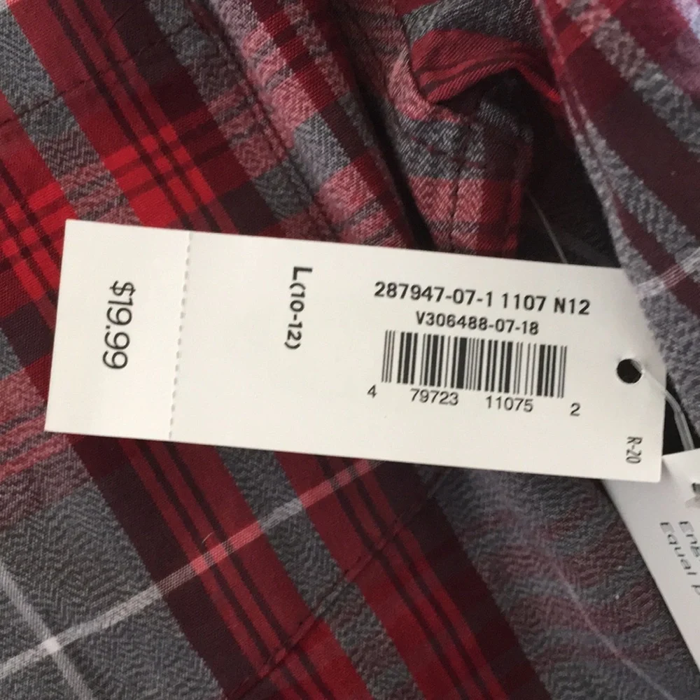 FINAL MARKDOWN Boys’ NWT Old Navy LS Button Down Shirt (L)
